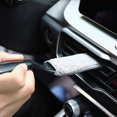 CAR VENT CLEANING BRUSH